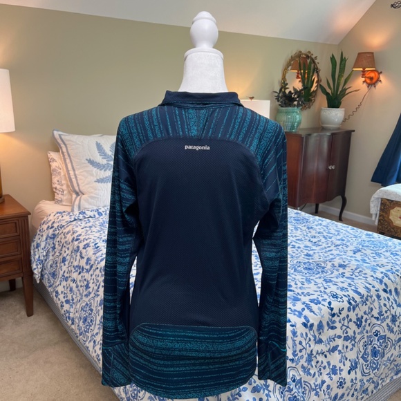Patagonia Blue / Teal Pullover Size XS - Picture 3 of 12